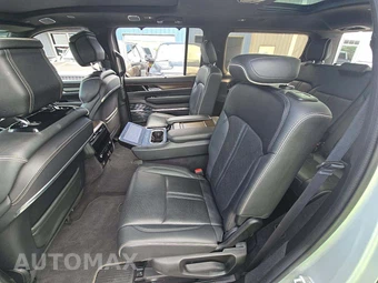 2022 Jeep Grand Wagoneer Series II - miniatura 13