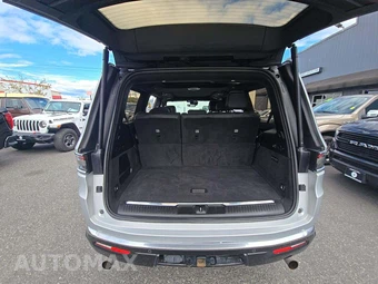 2022 Jeep Grand Wagoneer Series II - miniatura 15