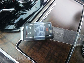 2022 Jeep Grand Wagoneer Series II - miniatura 8