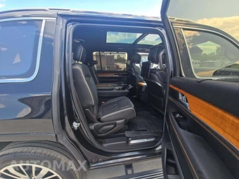 2022 Jeep Grand Wagoneer Series III - miniatura 14