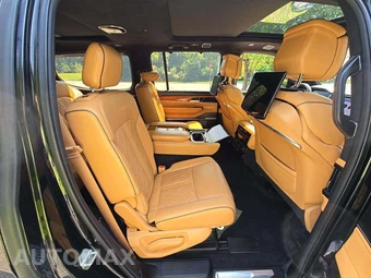 2022 Jeep Grand Wagoneer Series III - miniatura 17