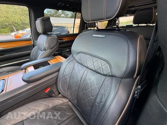 2022 Jeep Grand Wagoneer Series III - miniatura 22