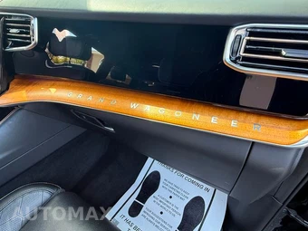 2022 Jeep Grand Wagoneer Series III - miniatura 31