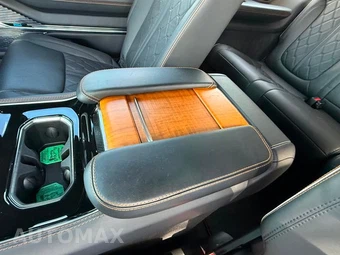 2022 Jeep Grand Wagoneer Series III - miniatura 40