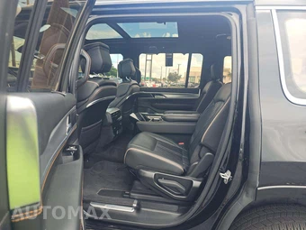 2022 Jeep Grand Wagoneer Series III - miniatura 10