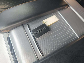 2022 Jeep Grand Wagoneer Series III - miniatura 5