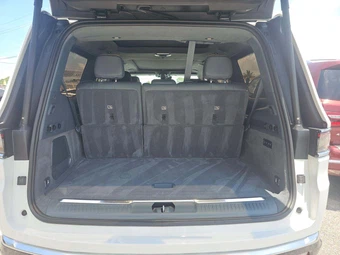 2022 Jeep Grand Wagoneer Series III - miniatura 15