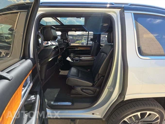 2022 Jeep Grand Wagoneer Series III - miniatura 10