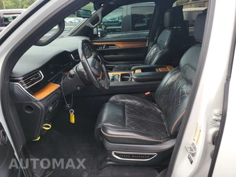 2022 Jeep Grand Wagoneer Series III - miniatura 7