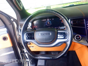 2022 Jeep Grand Wagoneer Series III - miniatura 25