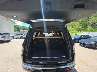 2022 Jeep Grand Wagoneer Series III - miniatura 12