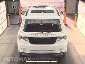 2022 Jeep Grand Wagoneer Series III - miniatura 5