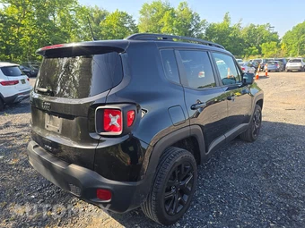 2022 Jeep Renegade Altitude - miniatura 4