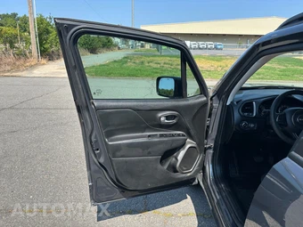 2022 Jeep Renegade Latitude - miniatura 11