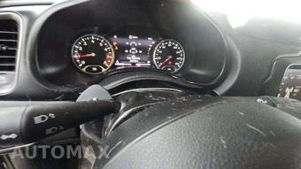 2022 Jeep Renegade Latitude - miniatura 30