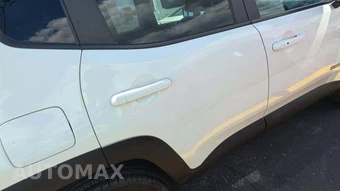 2022 Jeep Renegade Latitude - miniatura 21