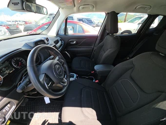 2022 Jeep Renegade Latitude - miniatura 7