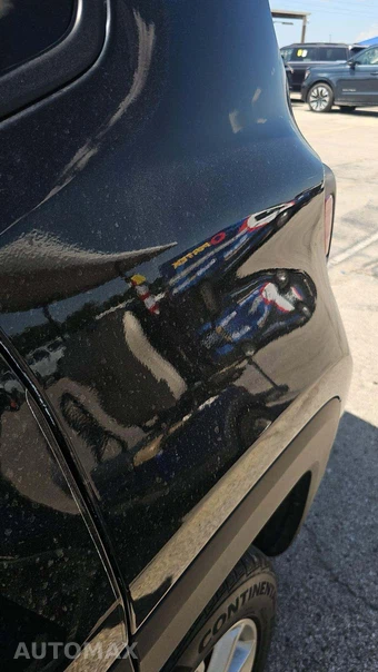 2022 Jeep Renegade Latitude - miniatura 23