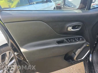 2022 Jeep Renegade Latitude - miniatura 9