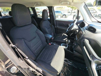 2022 Jeep Renegade Latitude – miniatura 15