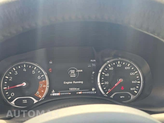 2022 Jeep Renegade Limited - miniatura 9