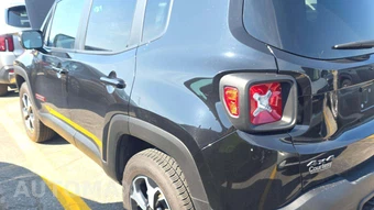 2022 Jeep Renegade Trailhawk - miniatura 21