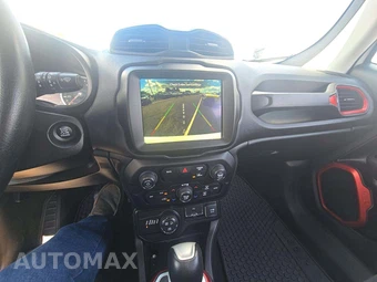 2022 Jeep Renegade Trailhawk - miniatura 7