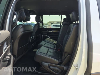 2022 Jeep Wagoneer Series I - miniatura 13