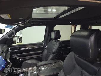 2022 Jeep Wagoneer Series II - miniatura 19