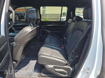 2022 Jeep Wagoneer Series II - miniatura 13