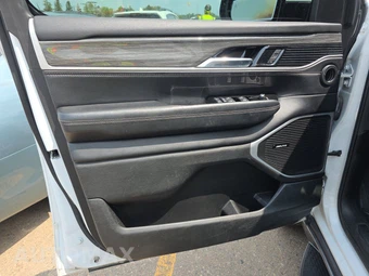 2022 Jeep Wagoneer Series II - miniatura 9