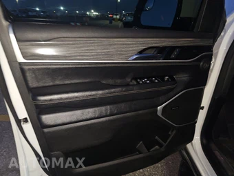 2022 Jeep Wagoneer Series II - miniatura 9