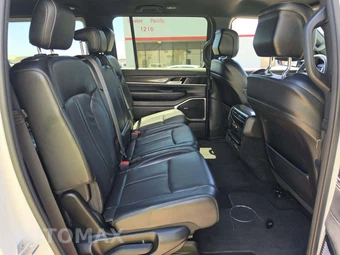 2022 Jeep Wagoneer Series II - miniatura 17