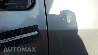 2022 Jeep Wagoneer Series II - miniatura 24