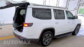 2022 Jeep Wagoneer Series III - miniatura 4