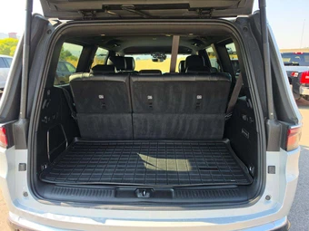 2022 Jeep Wagoneer Series III - miniatura 15