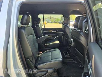 2022 Jeep Wagoneer Series III - miniatura 17