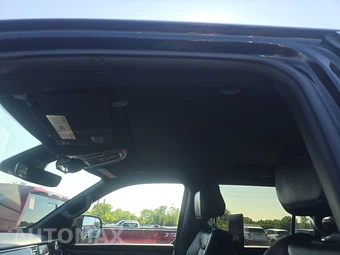 2022 Jeep Wagoneer Series III - miniatura 18