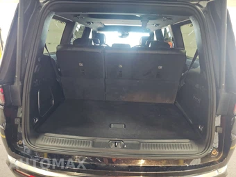 2022 Jeep Wagoneer Series III - miniatura 17