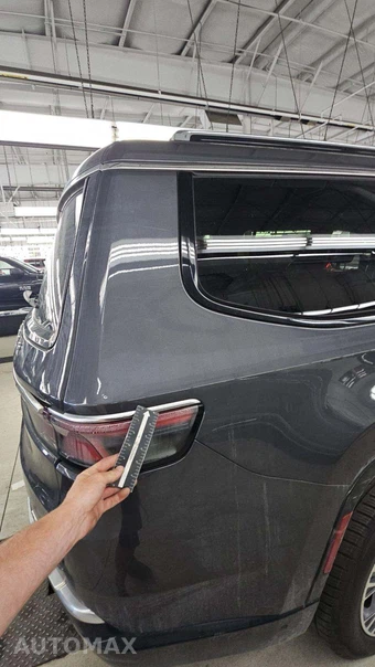 2022 Jeep Wagoneer Series III - miniatura 37