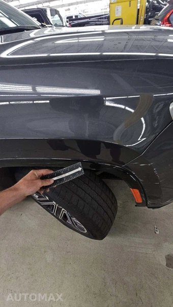2022 Jeep Wagoneer Series III - miniatura 42