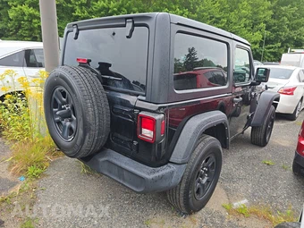 2022 Jeep Wrangler Sport - miniatura 4