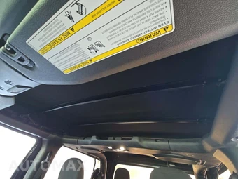 2022 Jeep Wrangler Sport S Edition - miniatura 11