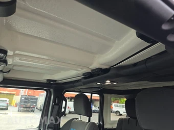 2022 Jeep Wrangler Unlimited 4xe Rubicon - miniatura 17