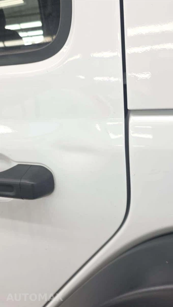2022 Jeep Wrangler Unlimited High Tide Edition - miniatura 10