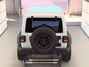 2022 Jeep Wrangler Unlimited High Tide Edition - miniatura 5