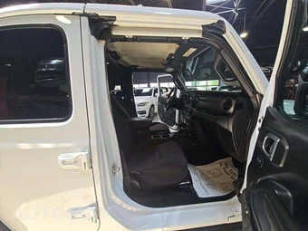 2022 Jeep Wrangler Unlimited High Tide Edition - miniatura 18