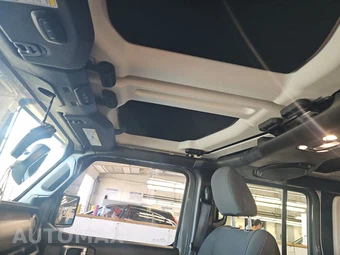 2022 Jeep Wrangler Unlimited High Tide Edition - miniatura 18