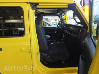 2022 Jeep Wrangler Unlimited High Tide Edition - miniatura 8