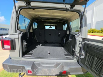 2022 Jeep Wrangler Unlimited High Tide Edition - miniatura 11